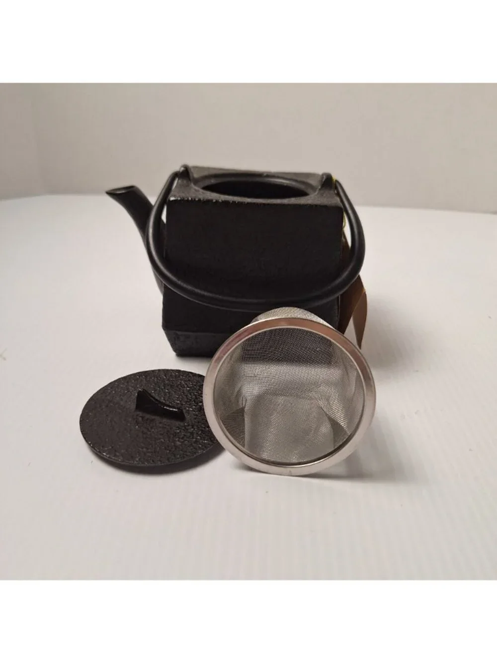 UNITY BRAND TETSUBIN SQUARE CUBE CAST IRON TEAPOT KETTLE MADE IN JAPAN VINTAGE